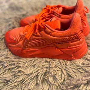 Reflective puma running shoes
